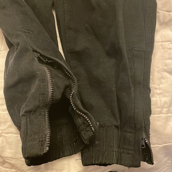 Cargo pants - Picture 3 of 4